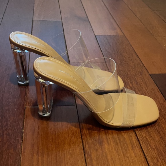- Zara clear sandals - Picture 1 of 5